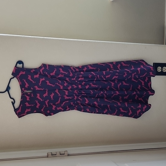 Cute navy dress with fuchsia dog print, perfect for play or parties! - Picture 4 of 4